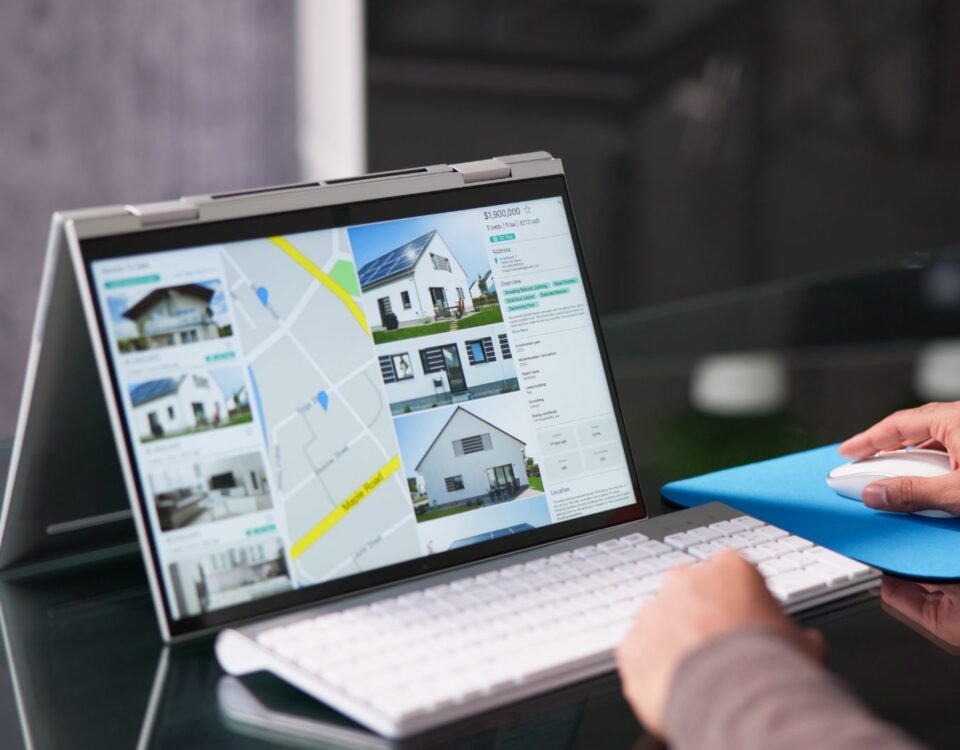 How Does Real Estate Photography Services Showcase a Property's Unique Architectural Details?