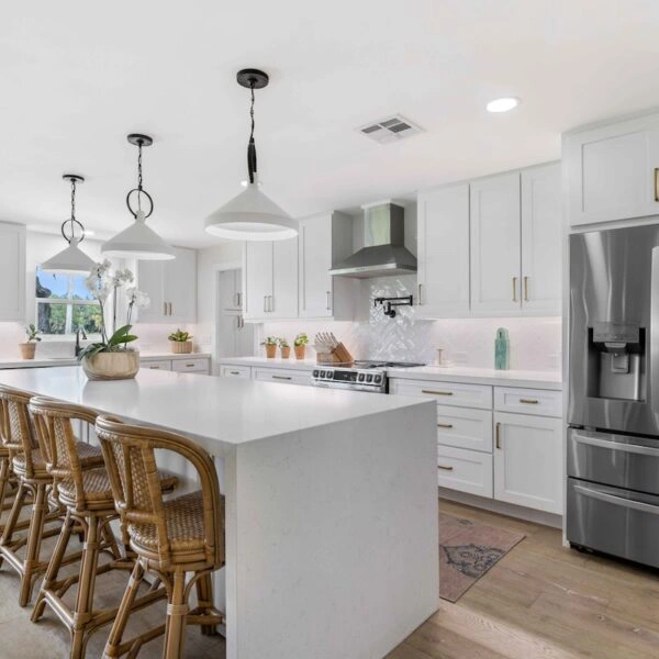 Virtual staging of luxury white dining room